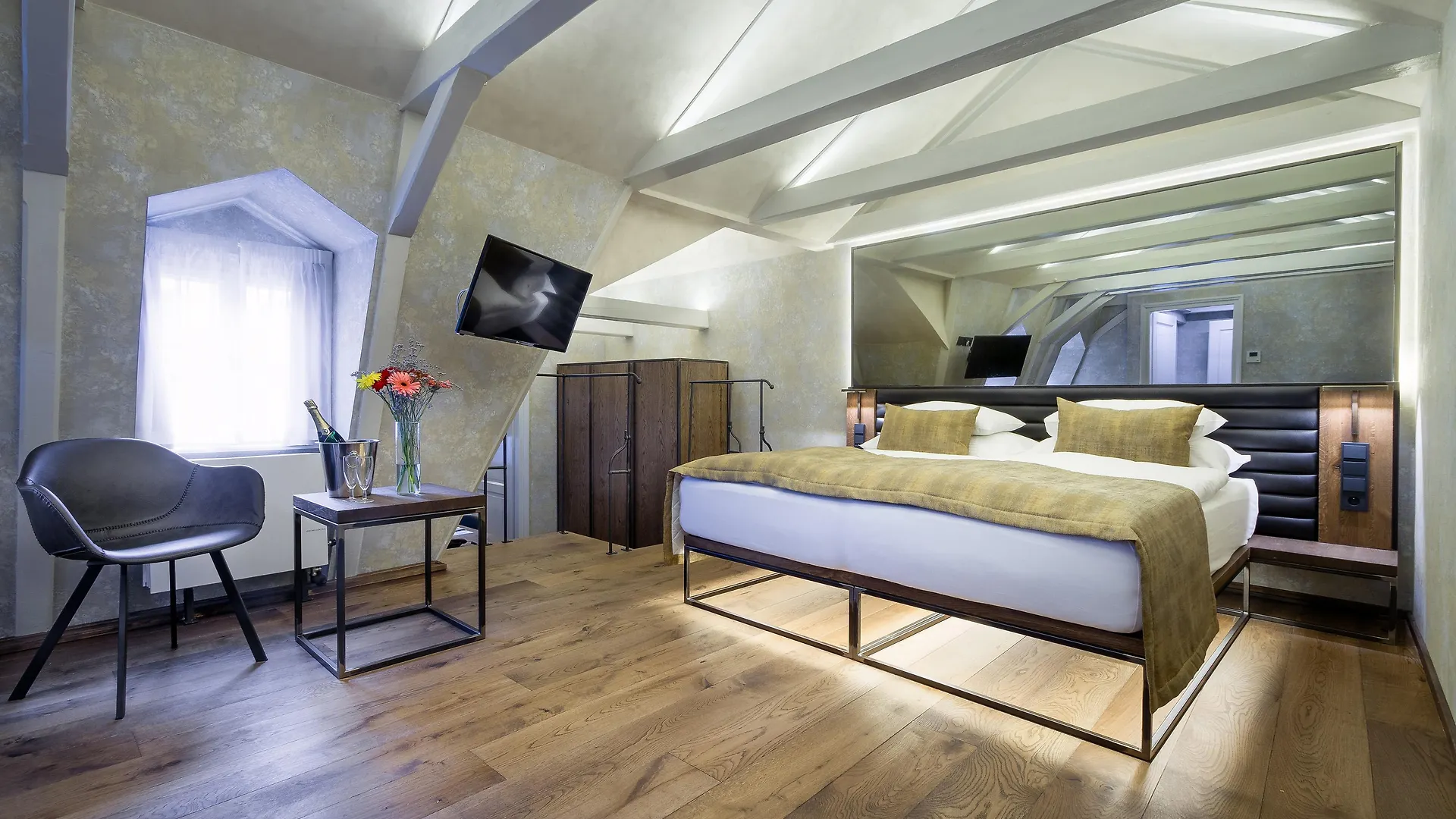 Hotel Waldstein Praha 4*,